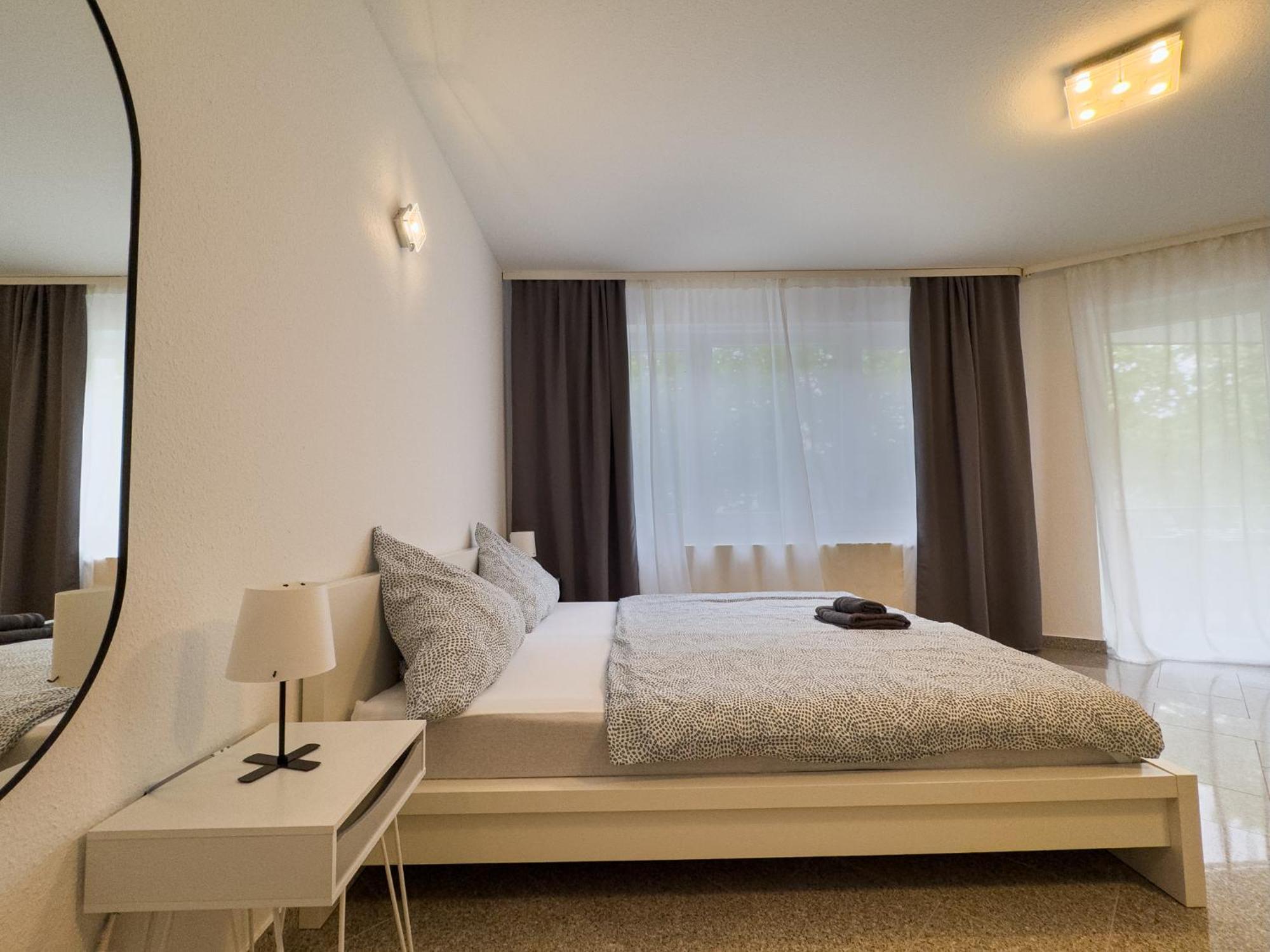 110Qm - 4 Zimmer - Privat Parkplatz - Zentral - Balkon - Mallibase Apartments 카셀 외부 사진