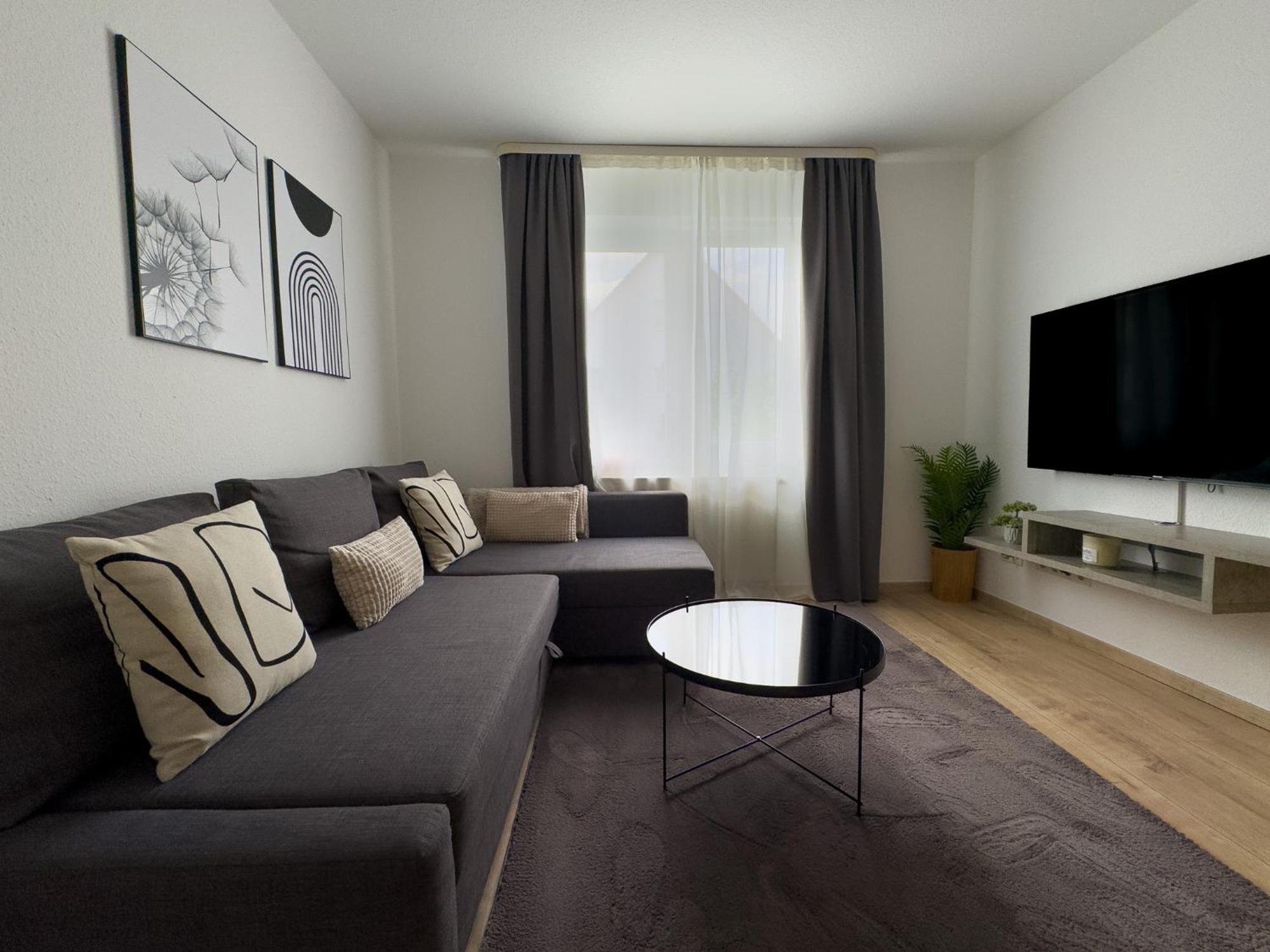 110Qm - 4 Zimmer - Privat Parkplatz - Zentral - Balkon - Mallibase Apartments 카셀 외부 사진